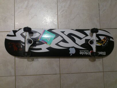 Adamov skate Black8Hole